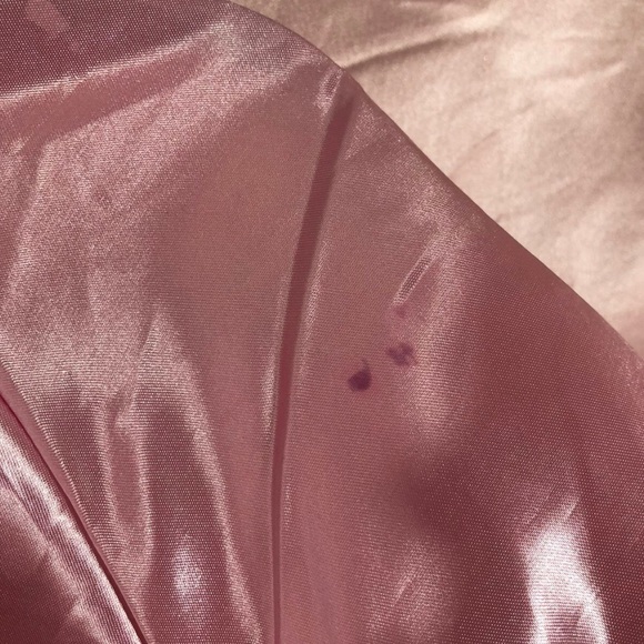 ❌SOLD❌ PINK SATIN LADIES BOMBER JACKET - Picture 4 of 4